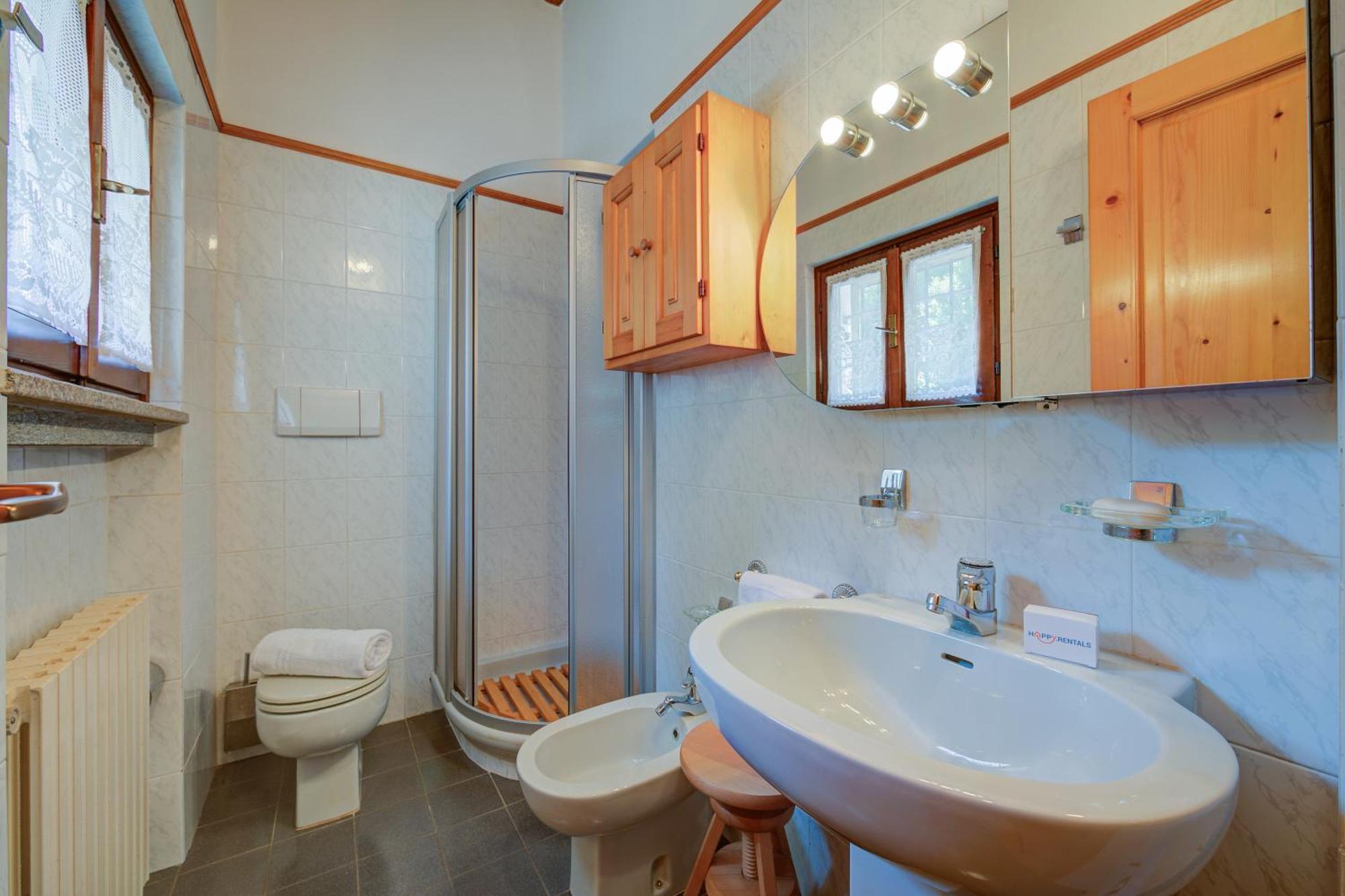 Villa Il Castagno Few Min From Beach - Happy Rentals Castelveccana Kültér fotó