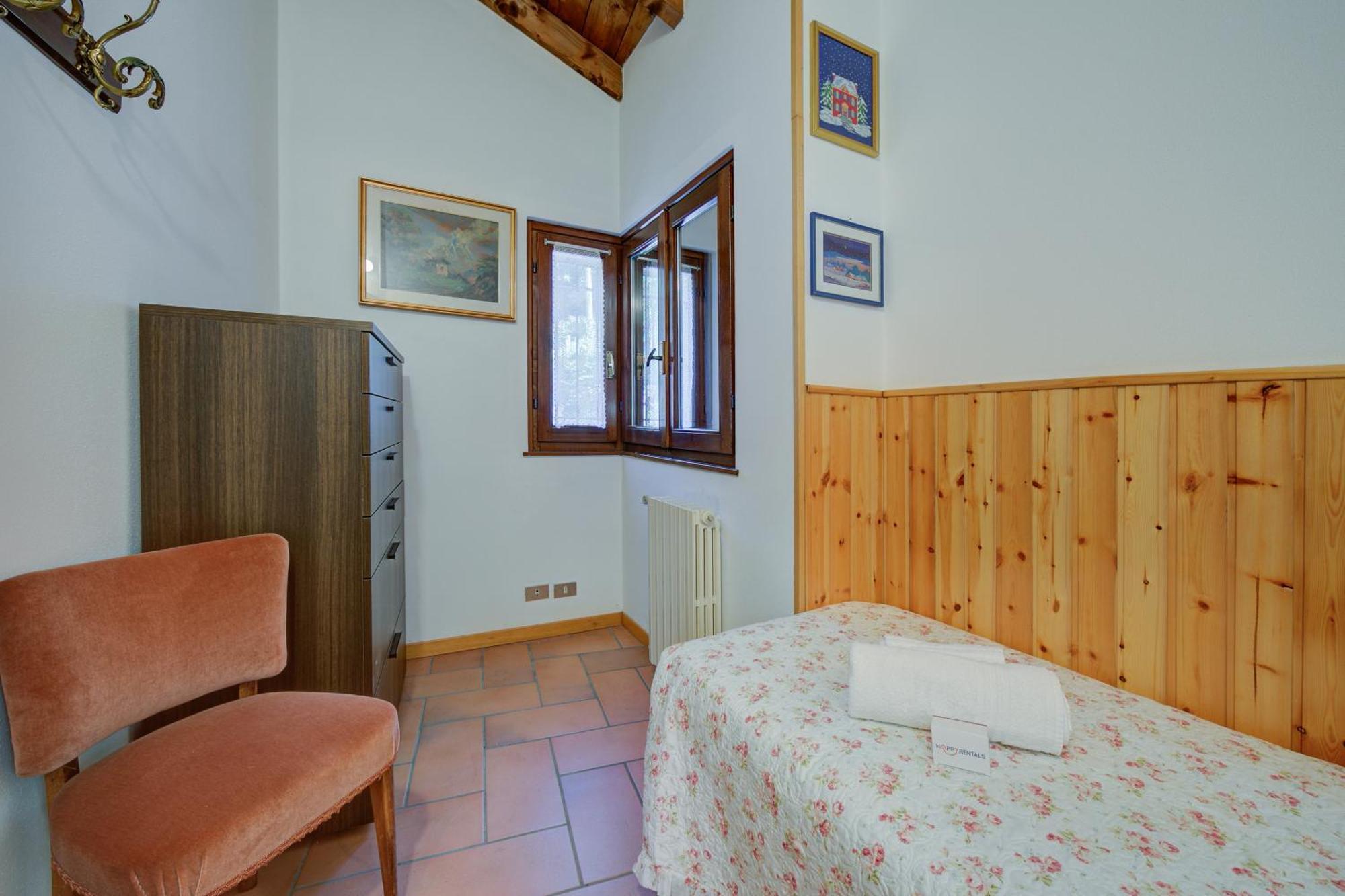 Villa Il Castagno Few Min From Beach - Happy Rentals Castelveccana Kültér fotó