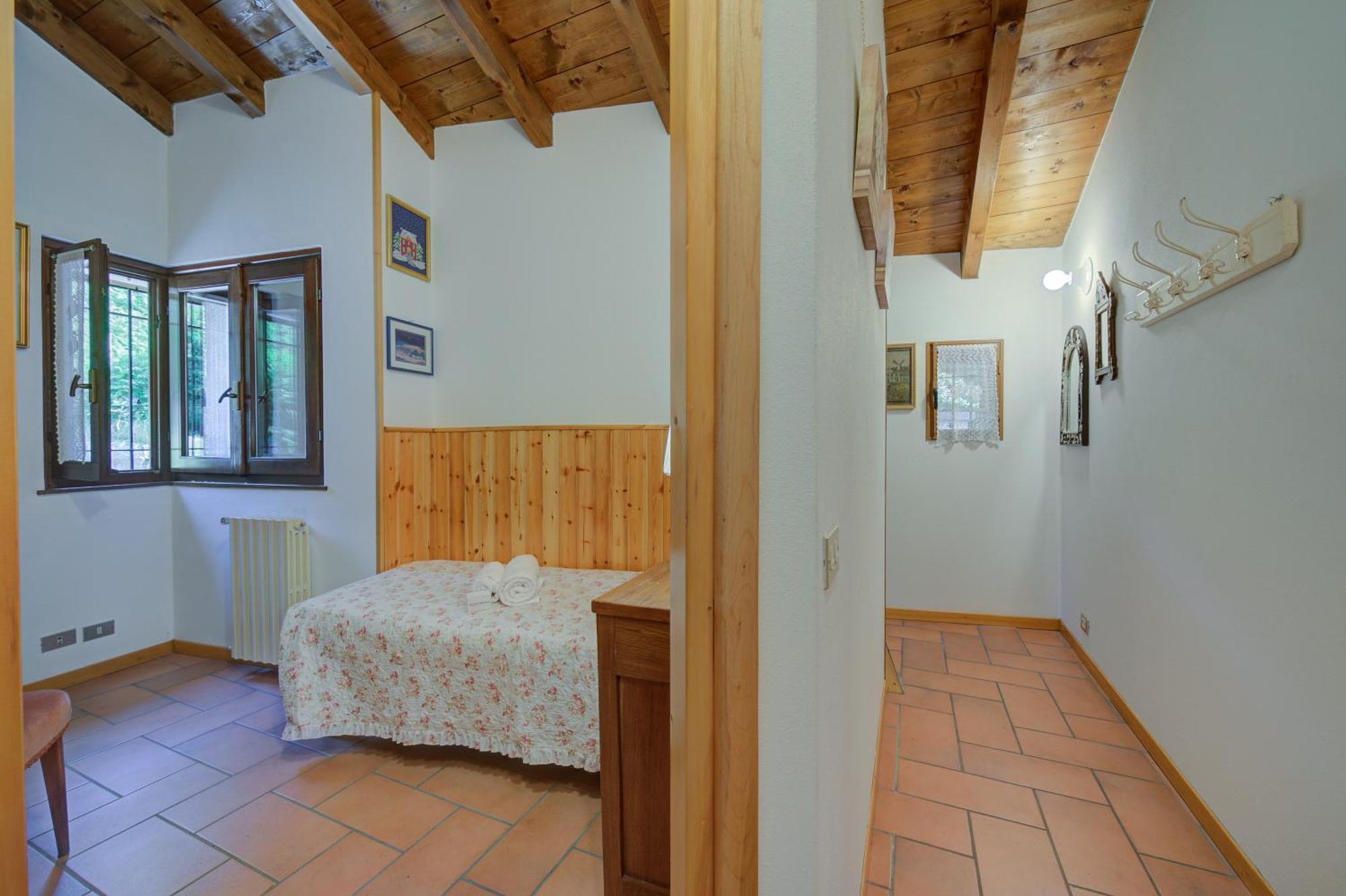 Villa Il Castagno Few Min From Beach - Happy Rentals Castelveccana Kültér fotó