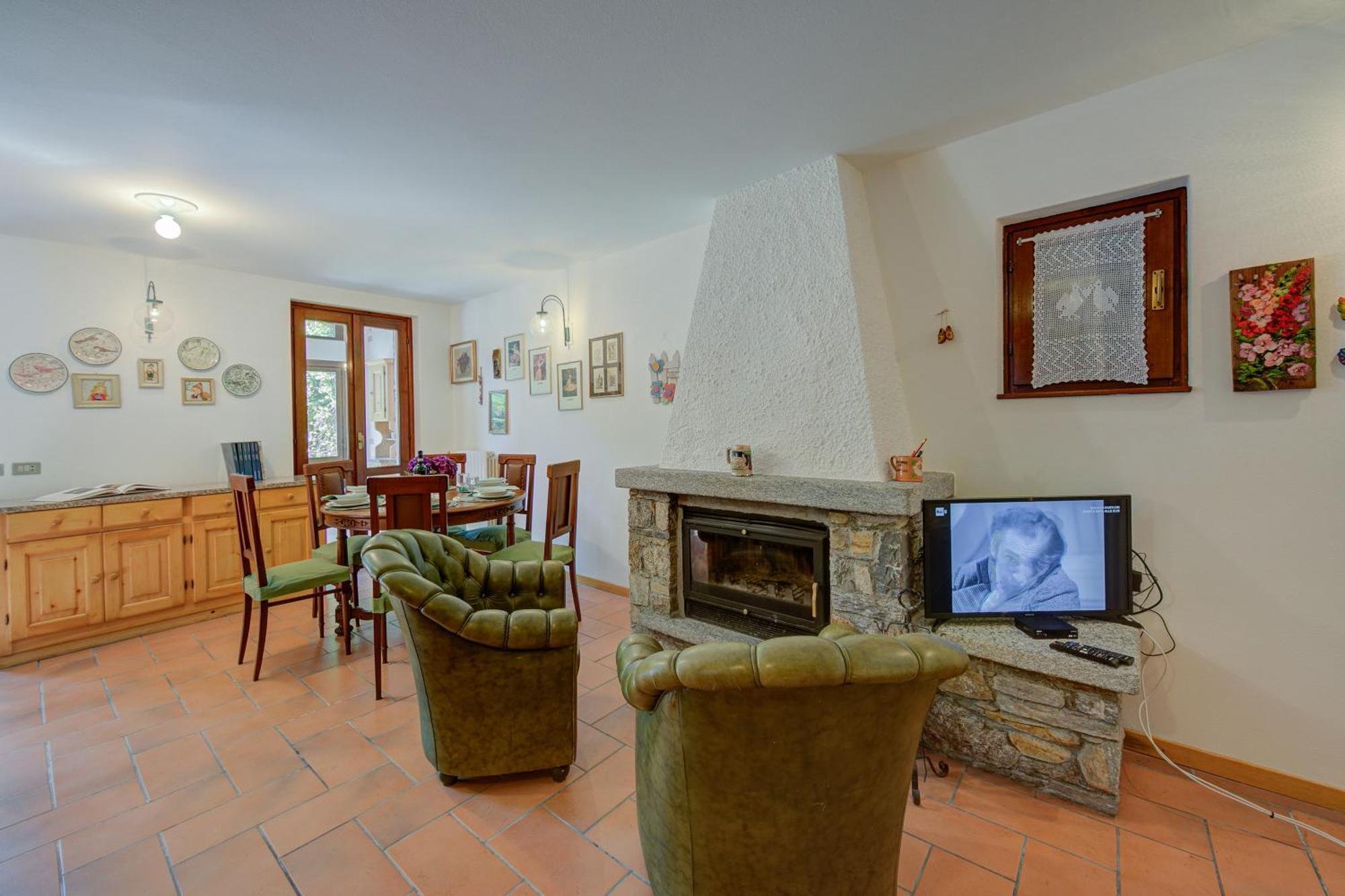 Villa Il Castagno Few Min From Beach - Happy Rentals Castelveccana Kültér fotó